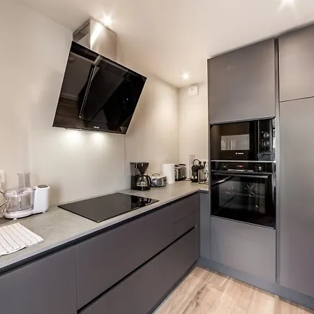 Completely Renovated Near Part-dieu *