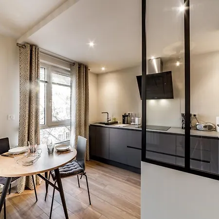 Completely Renovated Near Part-dieu